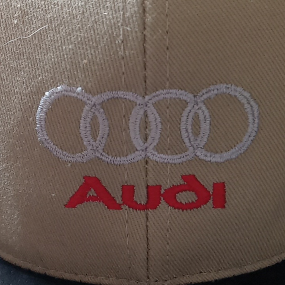 Audi [New & Rare] Vintage  Beige and Black Cap - Picture 2 of 9
